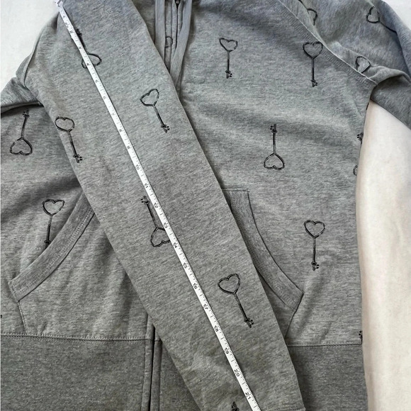 Mossimo NWT Gray Heart Key Printed Zip Hoodie - Picture 6 of 8